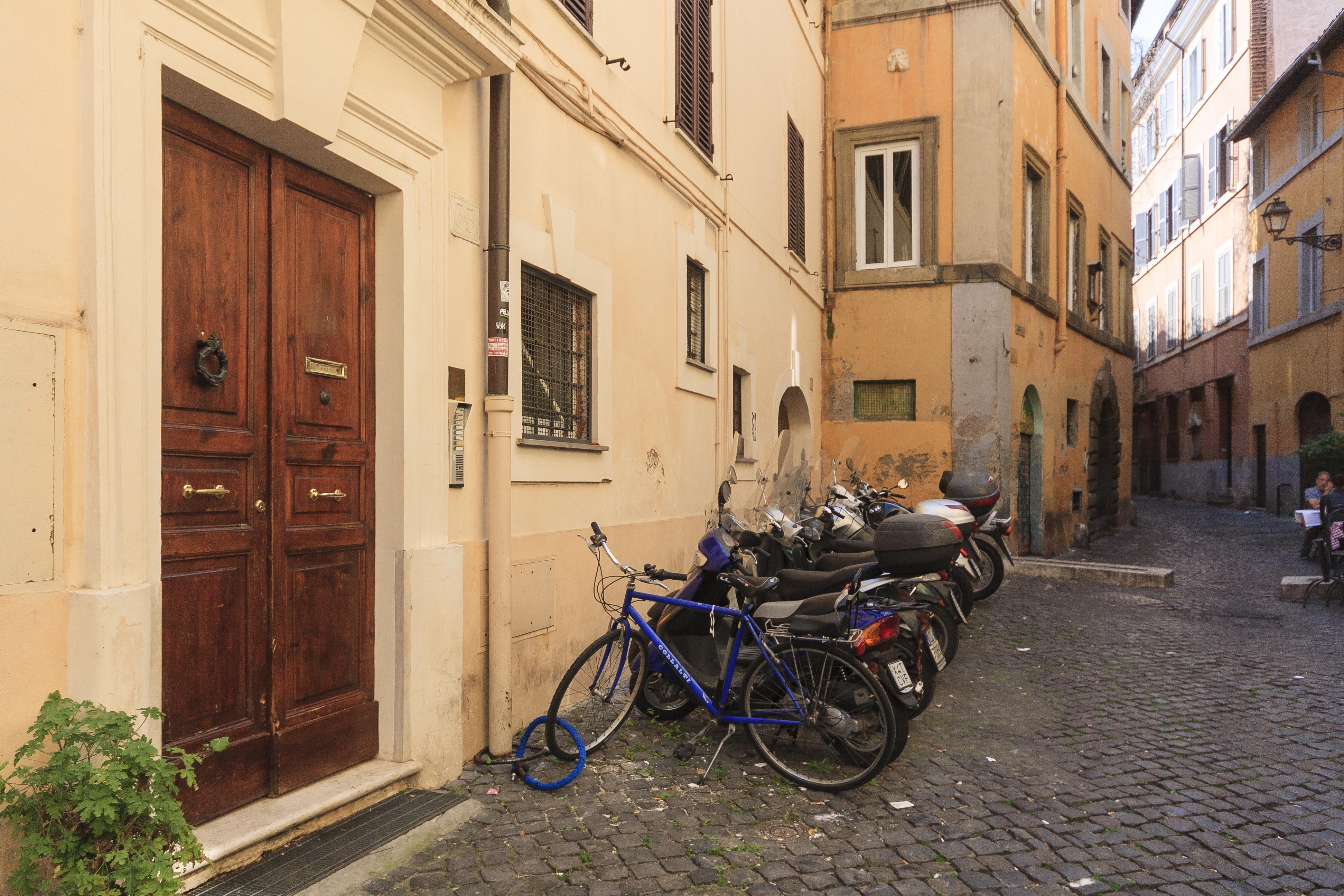 B&B Ventisei Scalini A Trastevere Rzym Zewnętrze zdjęcie