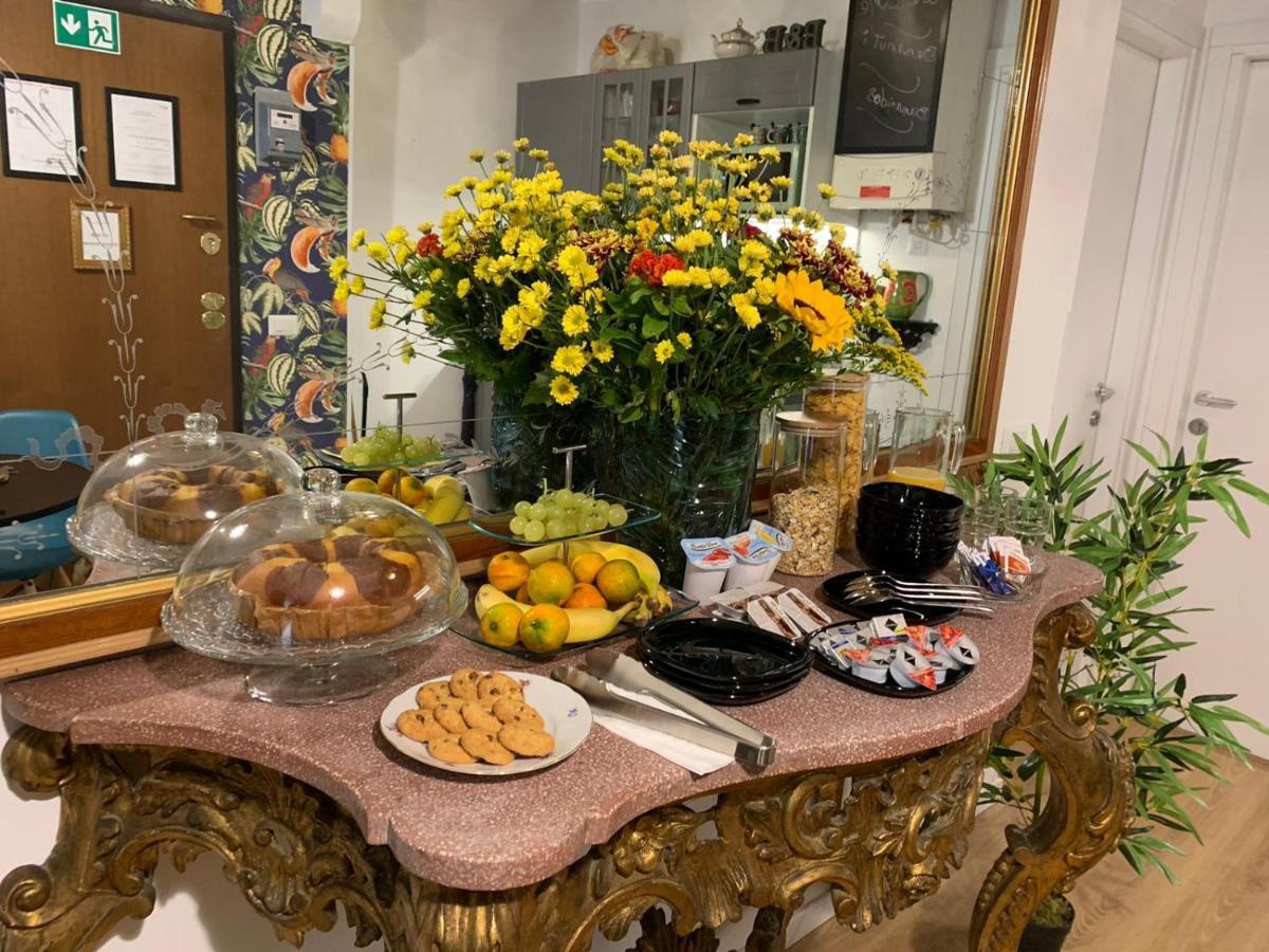 B&B Ventisei Scalini A Trastevere Rzym Zewnętrze zdjęcie